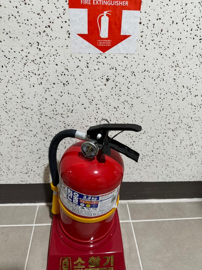 3695294320_4FrC3ouK_2ee8f62f326fcc1907b589ef486c8df1384a18af.jpg 이미지크게보기