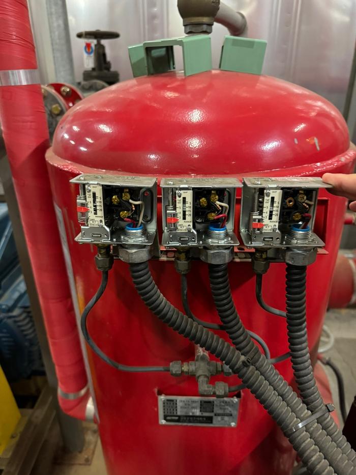 3695294320_5vIKSwP7_5d92d7f0b5a1fed4cd33f7522aa311a4a77b26a5.jpg 이미지크게보기