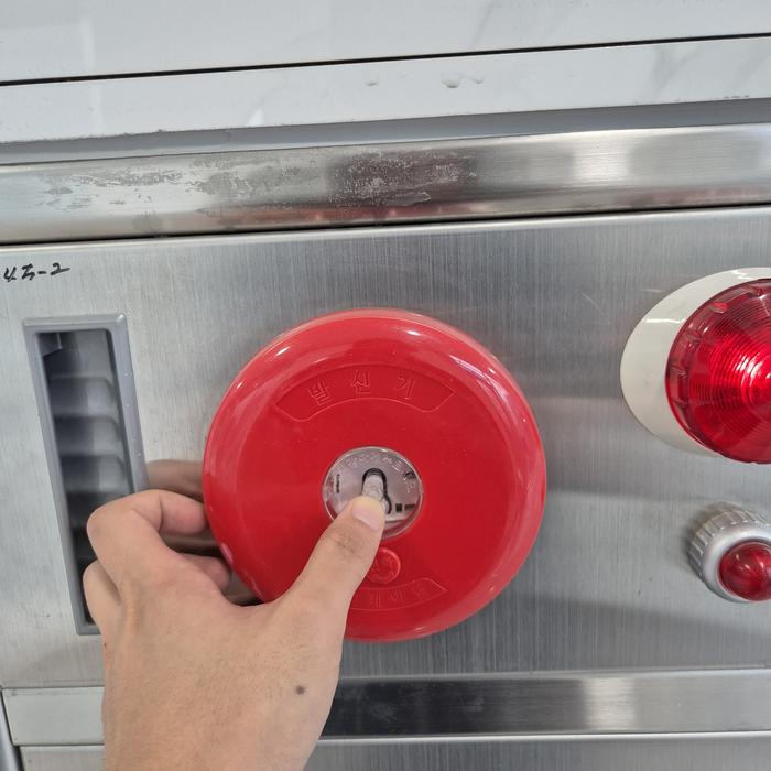 3695294320_DgAwYGOS_dbc71e2ebdbbaf6382be139d72fb89b5e027197d.jpg 이미지크게보기