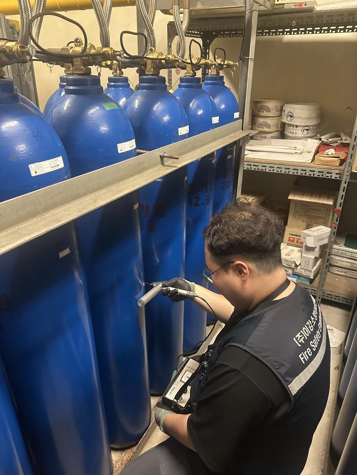 3695294320_cVMBslnj_e7923b7f0ccb33bb2b493058fd6372ac6f135626.jpg 이미지크게보기