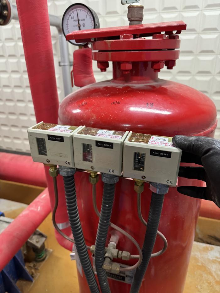 3695294320_jMkxKA4l_f82f9dfb710eda4f070bf79c678115369f8928f0.jpg 이미지크게보기