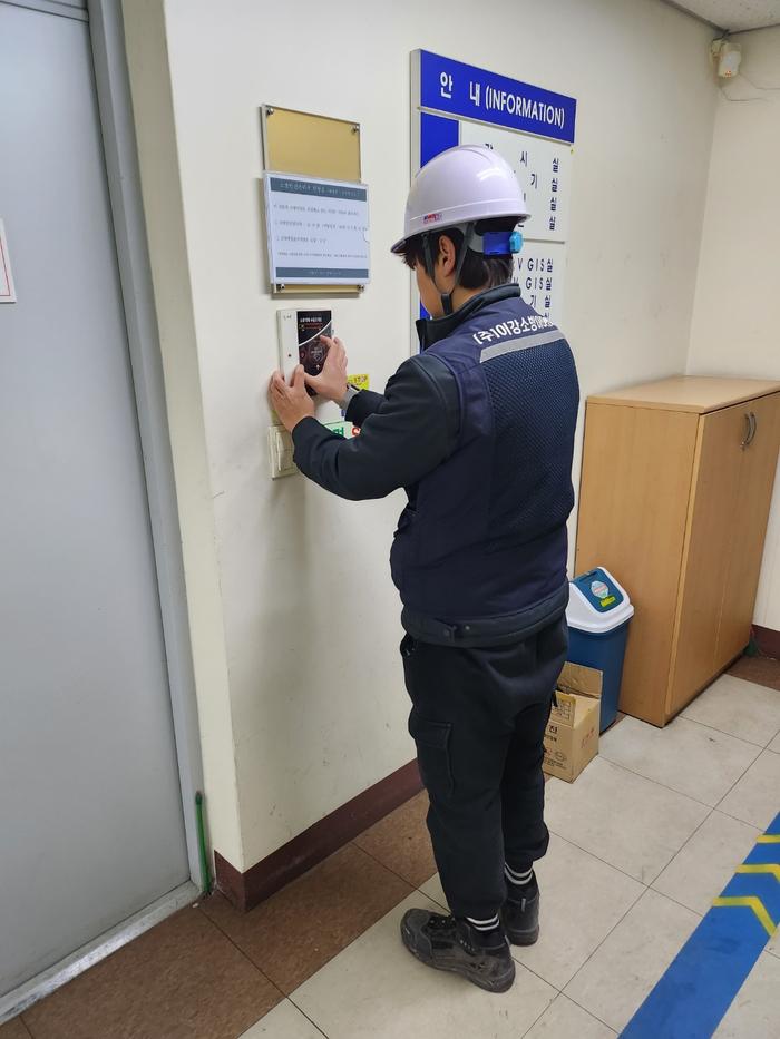 3695294320_tkYpVlhy_405e01a0617567f702b4dd30141ea04abadbb50e.jpg 이미지크게보기