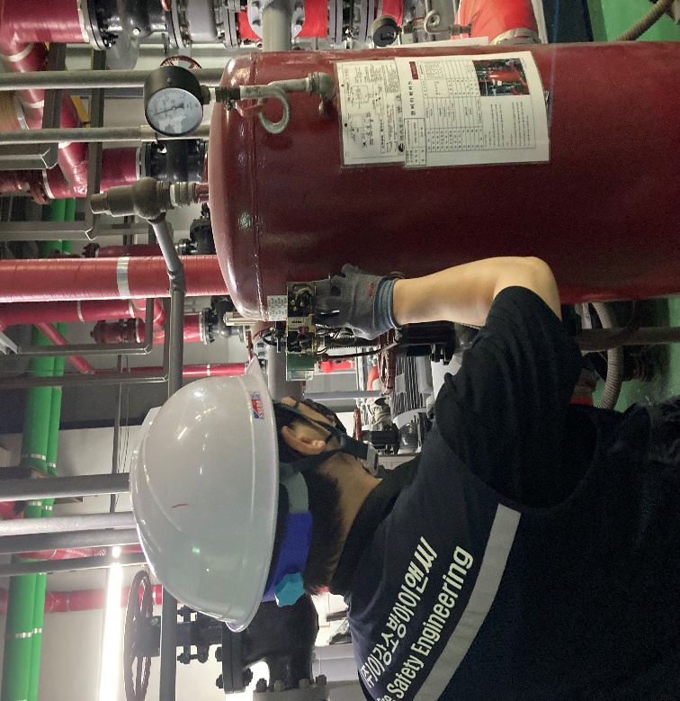 /user/i/ikfnc/editor/2410/df887d29470c4008f9c508b5d9e96fdb_1729435890_4518.jpeg 이미지크게보기